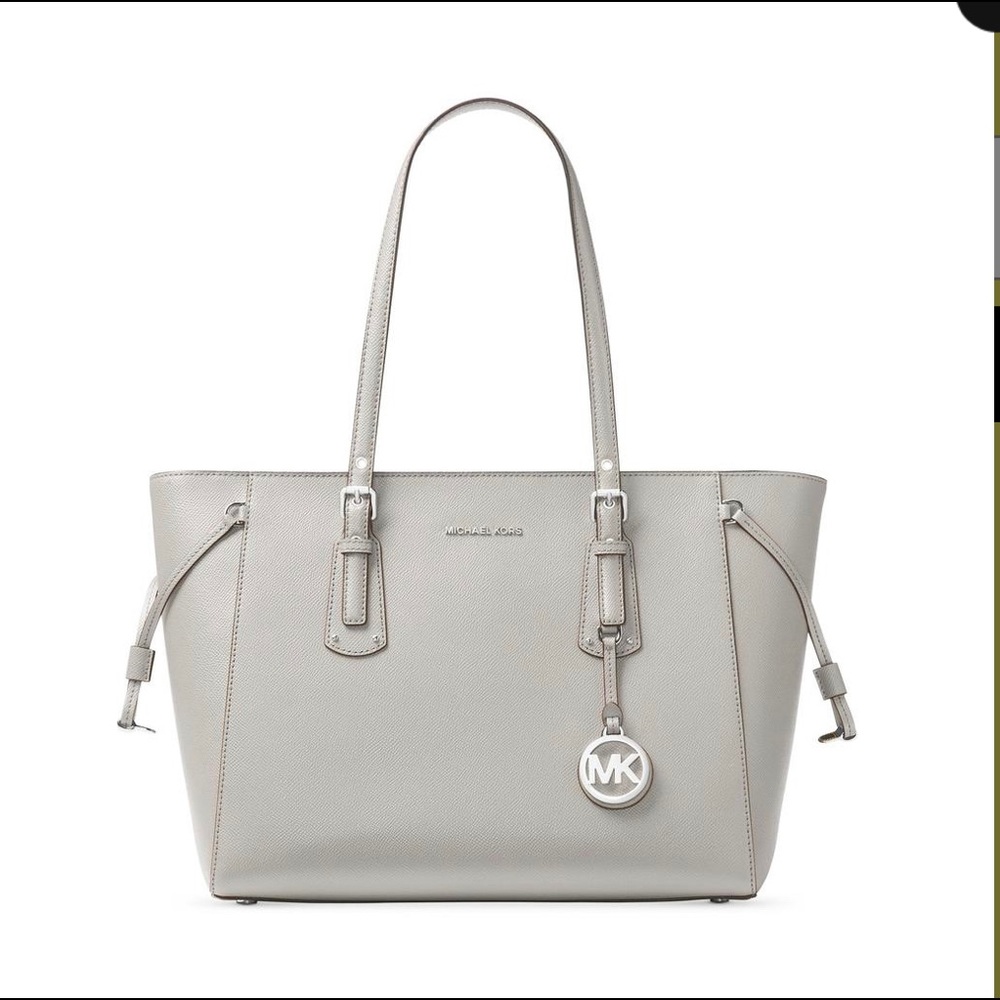 NWOT Michael Kors Carryall Voyager